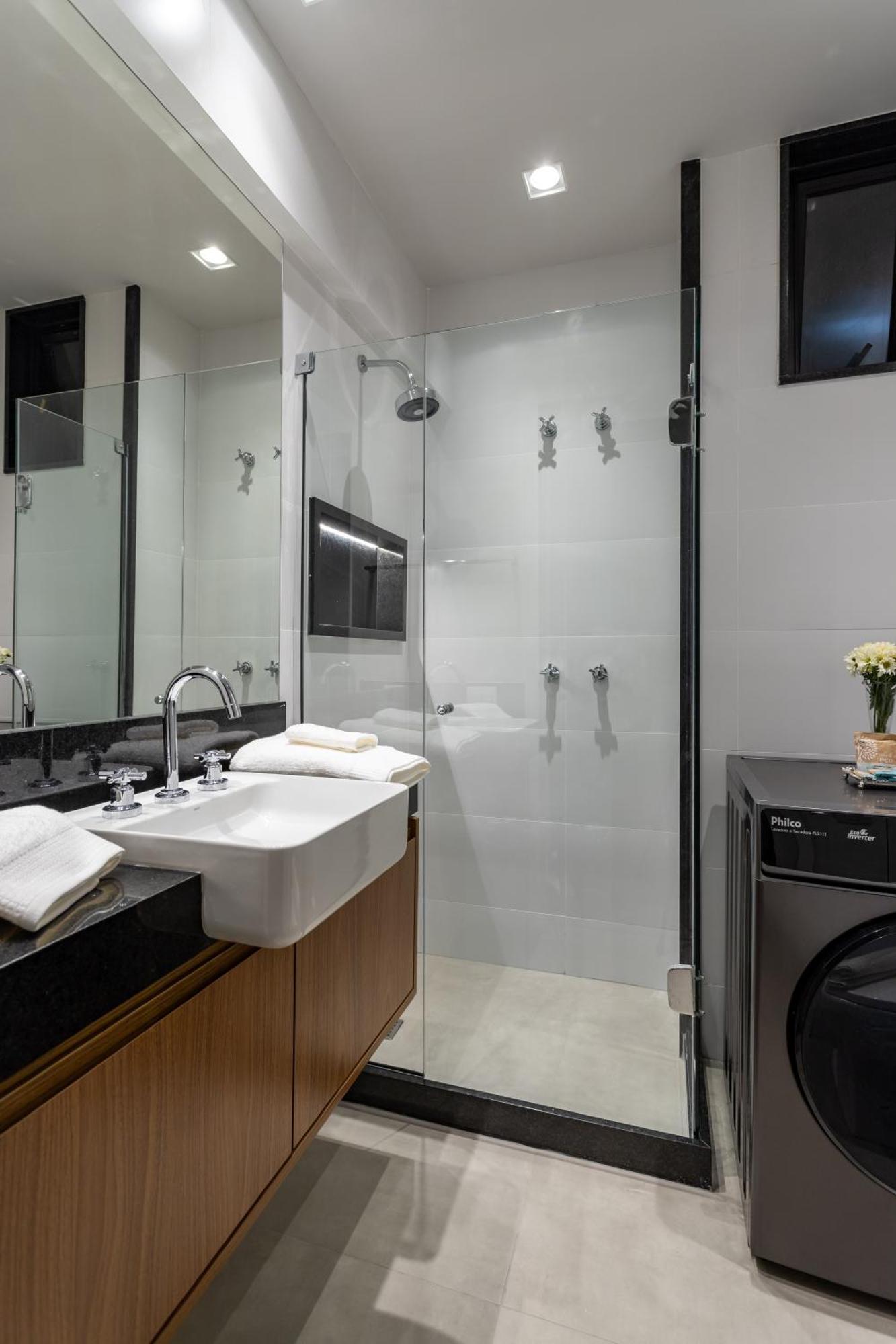 Deluxe One-Bedroom Apartment Ocean View